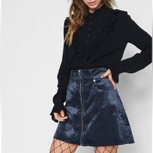 NWOT 7 For All Mankind velvet zipper mini skirt.